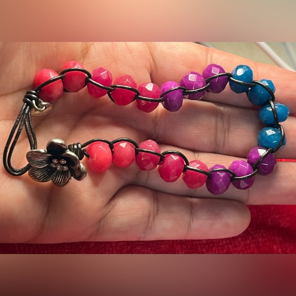 Fossil Multicolor Beaded Bracelet with Flowers clasp - Picture 5 of 9